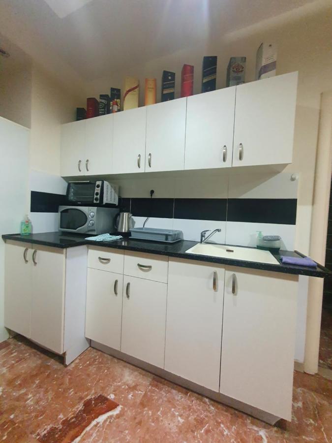 Ezore Yam Apartmens - Elmali'Akh St. 4 바트얌 외부 사진