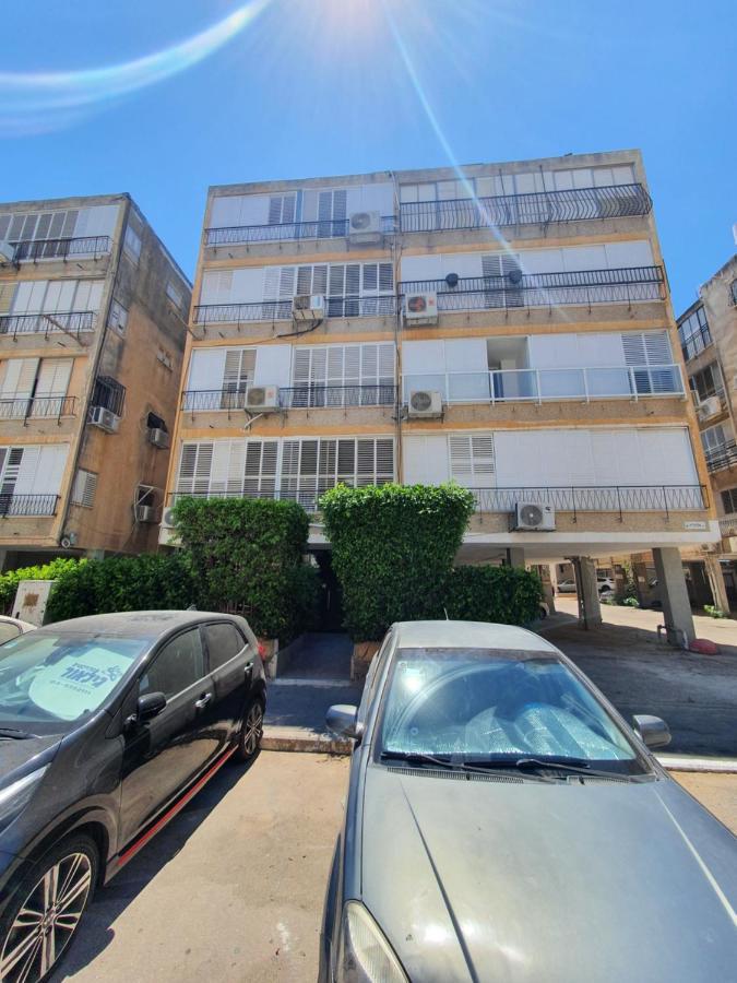 Ezore Yam Apartmens - Elmali'Akh St. 4 바트얌 외부 사진