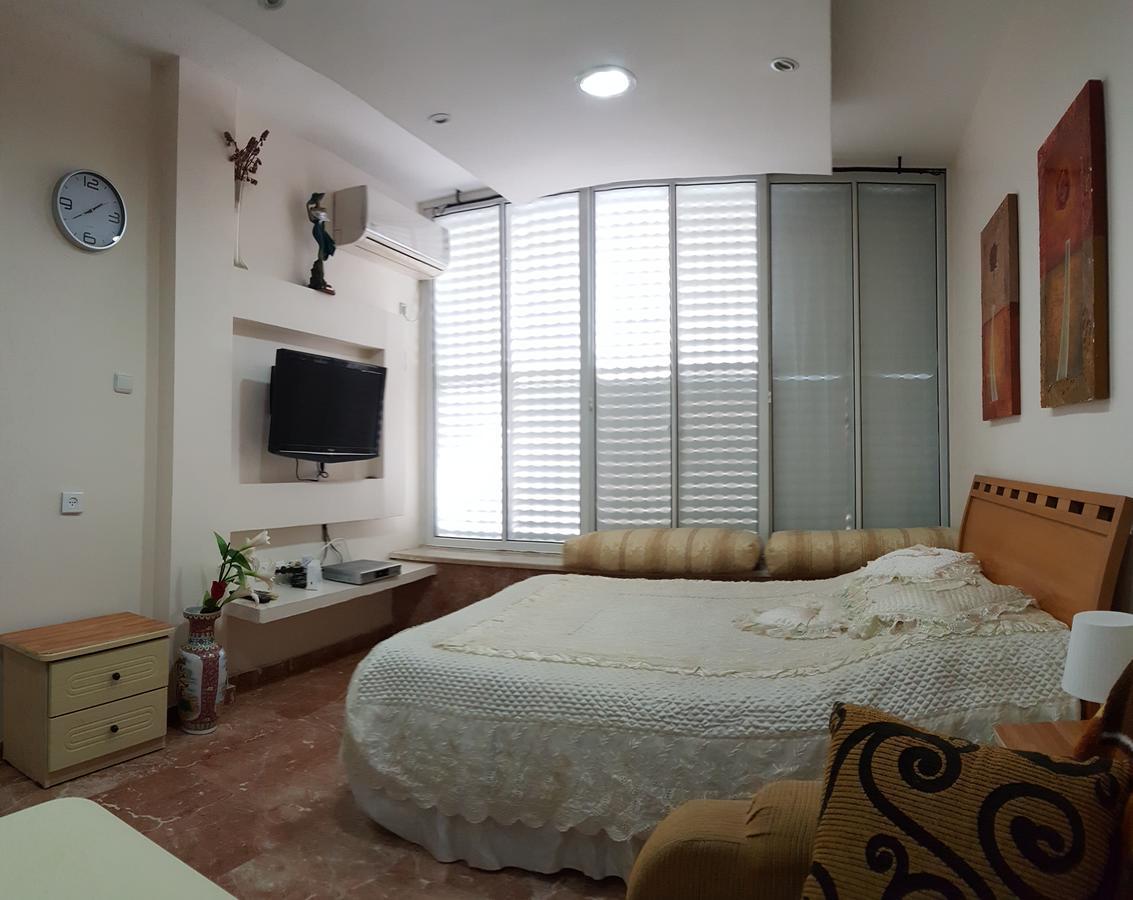 Ezore Yam Apartmens - Elmali'Akh St. 4 바트얌 외부 사진
